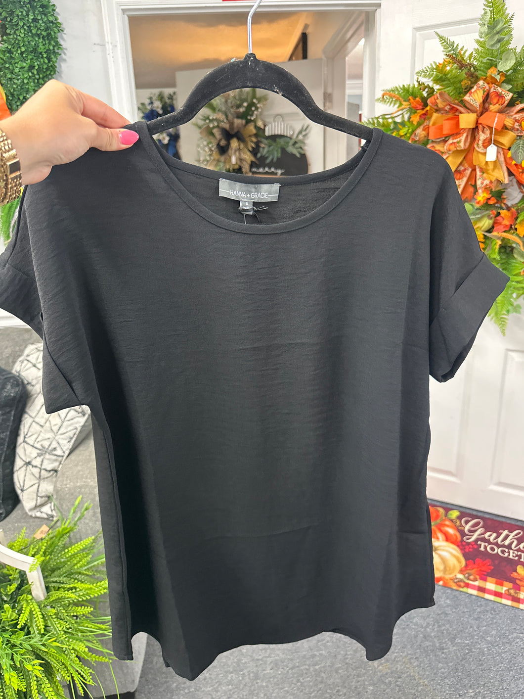 Hannah Basic in Black