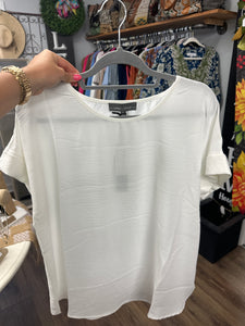 Hannah Basic in White