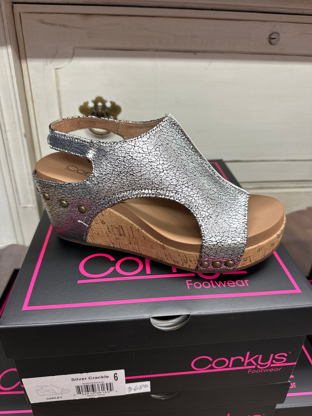 Silver Crackle Carley Corky’s