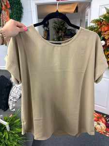 Hannah Basic in Tan